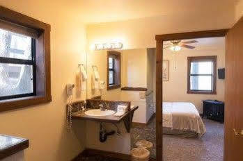 ביג בר לייק Knickerbocker Mansion Country Inn מראה חיצוני תמונה